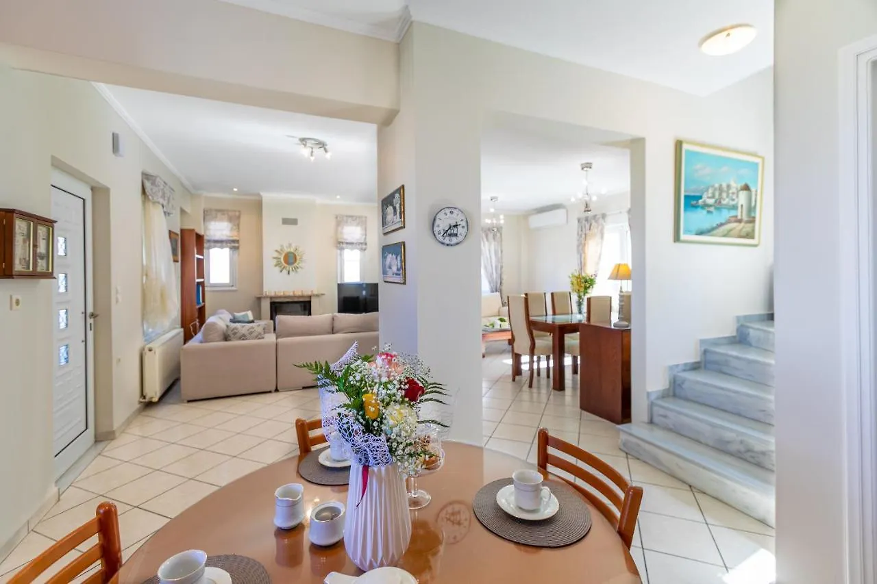 Holiday home Victoria'S Place Villa Kounoupidhiana